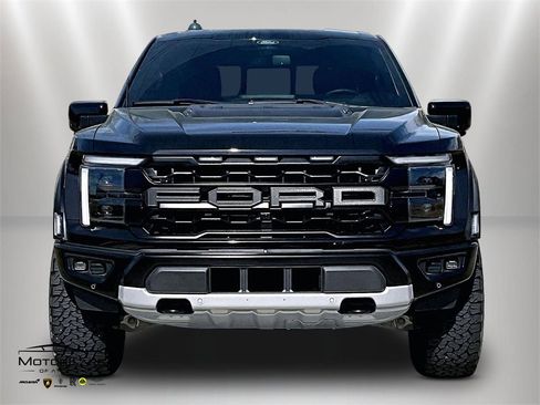 Used 2025 Ford F150 Raptor image 3