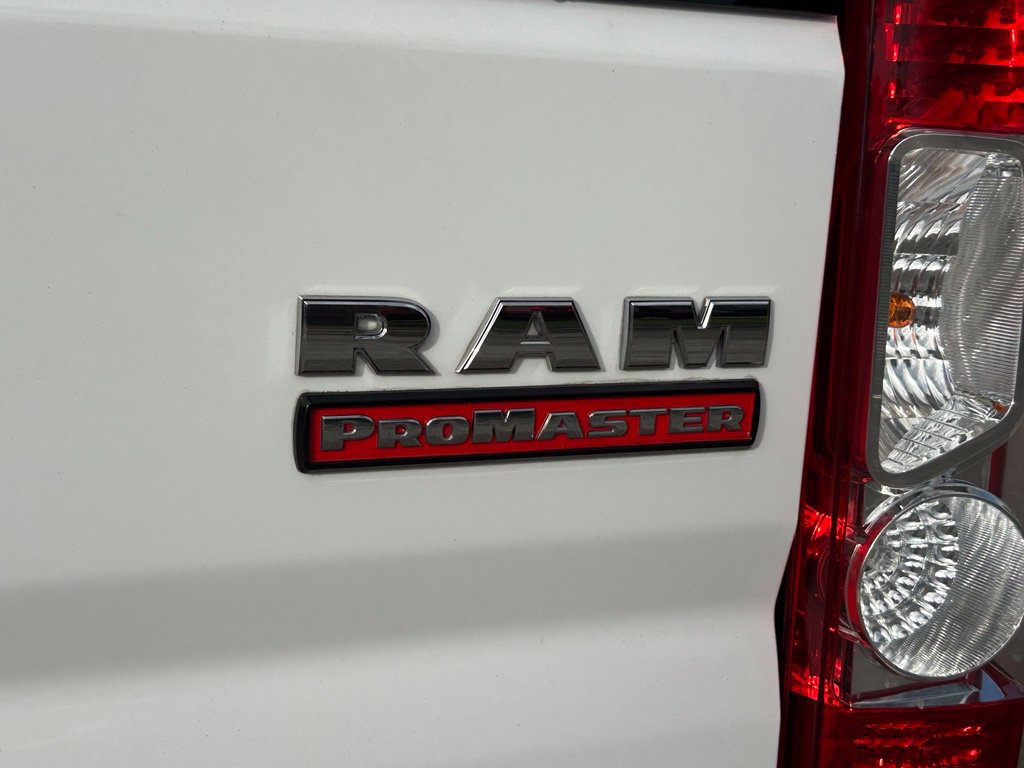Used 2021 RAM ProMaster 2500 w/ Convenience Group FWD image 20