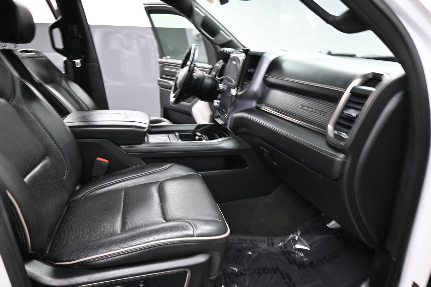Used 2020 RAM 1500 Limited AWD/4WD image 19