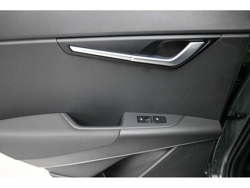 New 2025 Kia Niro Wind image 11