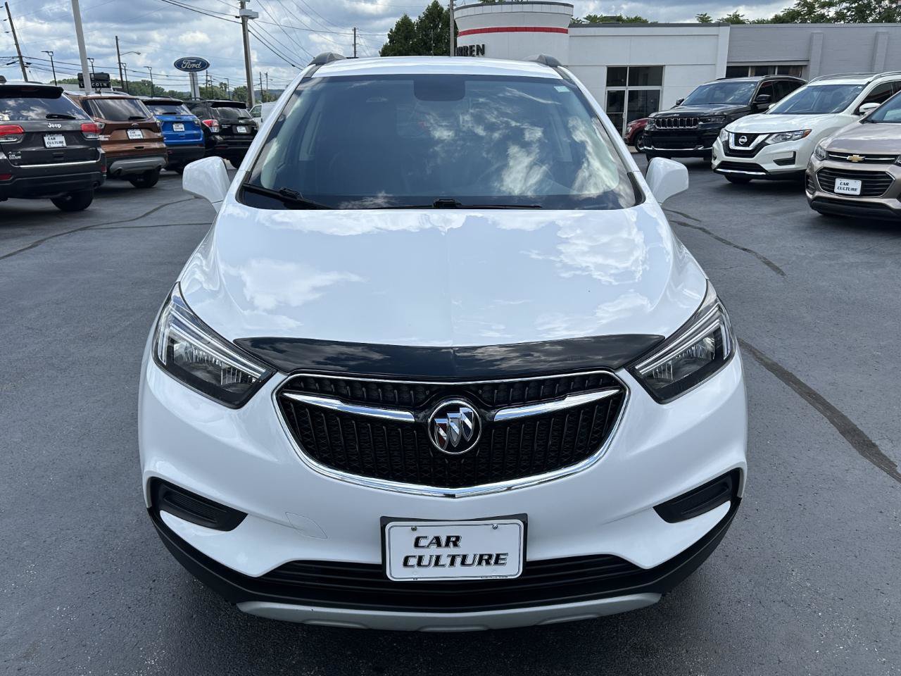 Used 2020 Buick Encore Preferred w/ Safety Package FWD image 5