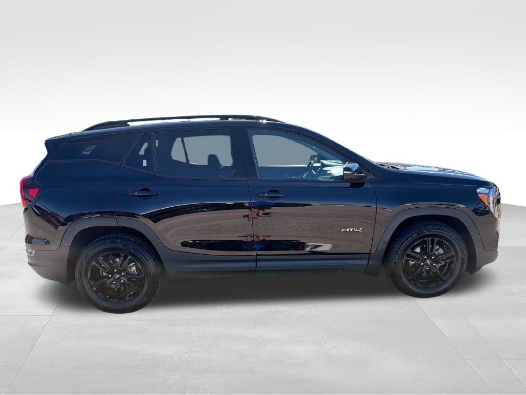 Used 2022 GMC Terrain AT4 w/ Infotainment Package II AWD/4WD image 6