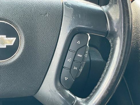 Used 2007 Chevrolet Silverado 1500 LTZ AWD/4WD image 10