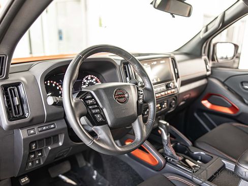 Used 2025 Nissan Frontier PRO-4X w/ Interior Protection Package AWD/4WD image 18