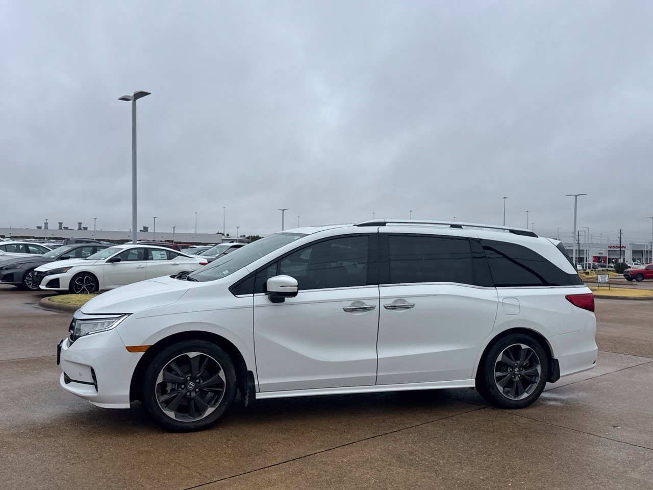Used 2022 Honda Odyssey Elite image 12