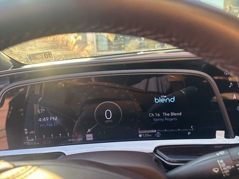 Used 2023 Cadillac Escalade ESV Sport Platinum w/ LPO, ONYX Package image 8