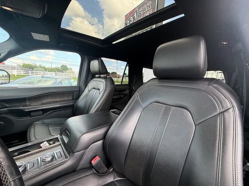 Used 2021 Ford Expedition Max Limited AWD/4WD image 13