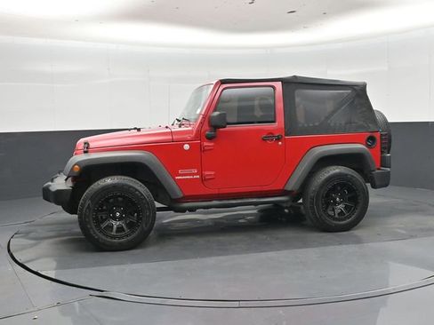 Used 2011 Jeep Wrangler Sport w/ Connectivity Group AWD/4WD image 7