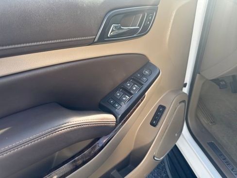 Used 2018 Chevrolet Tahoe LT image 13