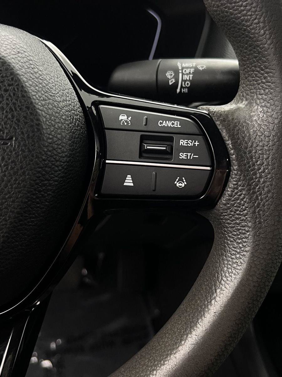 Used 2022 Honda Civic LX image 10