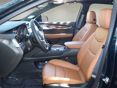 New 2026 Cadillac XT5 Premium Luxury image 12