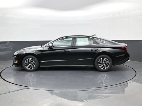 New 2026 Hyundai Sonata Blue FWD image 8