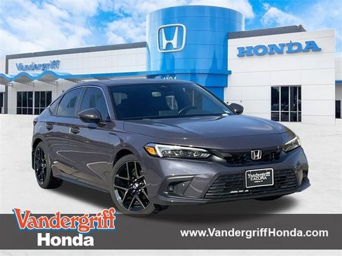 Used 2024 Honda Civic Sport Touring image 1