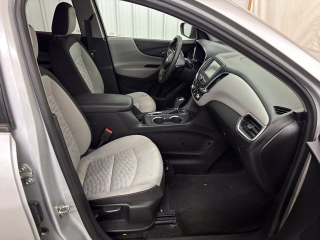 Used 2018 Chevrolet Equinox LS AWD/4WD image 13