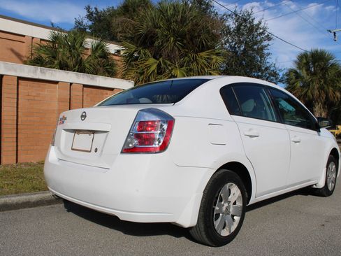 Used 2009 Nissan Sentra 2.0 w/ ABS Pkg image 10