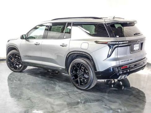 Certified 2024 Chevrolet Traverse RS AWD/4WD image 9