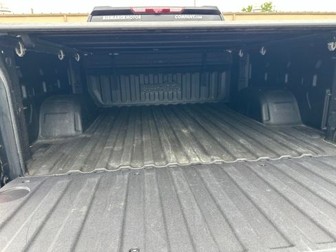 Used 2024 Chevrolet Silverado 1500 High Country w/ High Country Premium Package AWD/4WD image 30