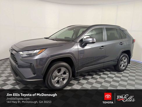 Certified 2025 Toyota RAV4 XLE w/ Convenience Package FWD image 1