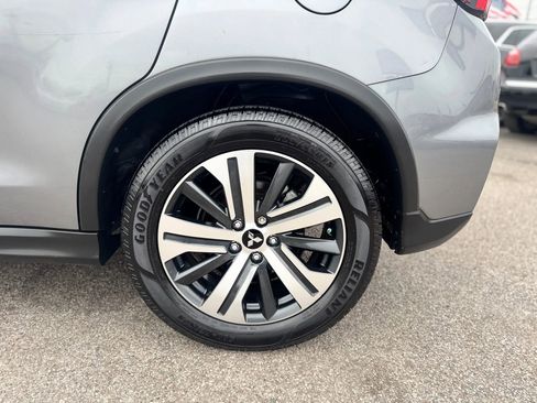 Used 2021 Mitsubishi Outlander Sport SE image 11