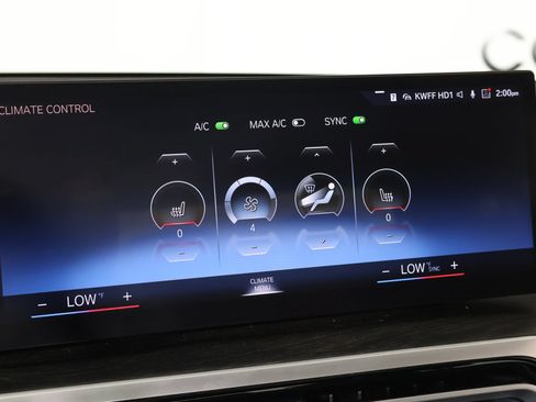 Used 2023 BMW 330i xDrive Sedan AWD/4WD image 8