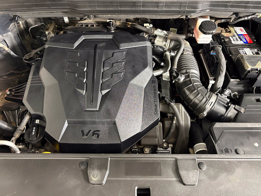 Used 2022 Kia Carnival LX FWD image 37