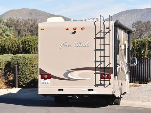 Used 2014 Ford E-350 and Econoline 350 Super Duty Wagon w/ Motorhome Prep Package image 31