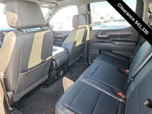 Used 2025 GMC Sierra 1500 SLT image 27