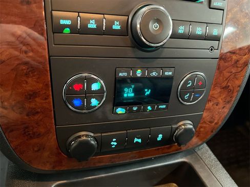 Used 2013 Chevrolet Tahoe LT image 15