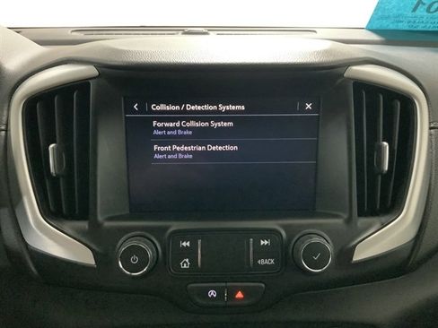 Used 2024 GMC Terrain SLT image 37