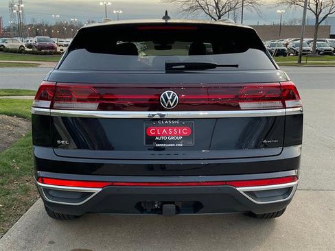 New 2026 Volkswagen Atlas Cross Sport SEL image 4