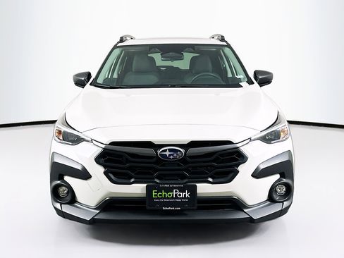 Used 2024 Subaru Crosstrek 2.0i Premium image 2