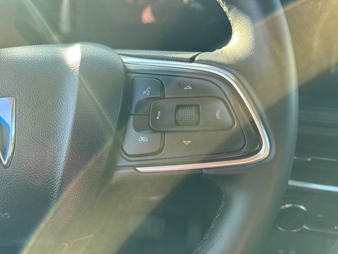 Used 2024 Buick Encore GX Sport Touring image 13