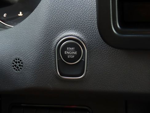 Used 2024 Mercedes-Benz Sprinter 3500 image 33