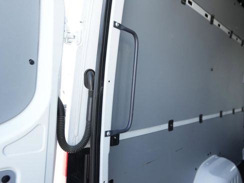 Used 2023 Mercedes-Benz Sprinter 2500 image 13