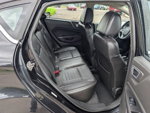 Used 2014 Ford Fiesta Titanium FWD image 12