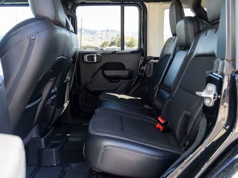 Used 2023 Jeep Wrangler Unlimited Sport AWD/4WD image 8
