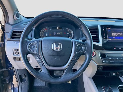 Used 2020 Honda Ridgeline RTL image 11