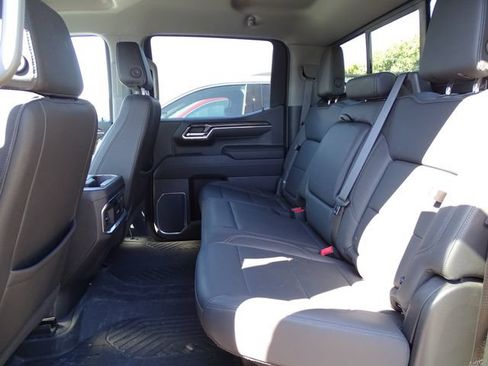 Certified 2024 Chevrolet Silverado 1500 LTZ AWD/4WD image 9