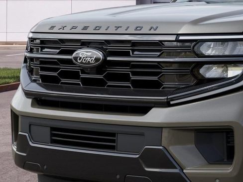 New 2027 Ford Expedition Max Platinum w/ Stealth Appearance Package AWD/4WD image 17