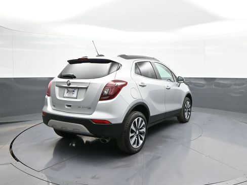 Used 2022 Buick Encore Preferred w/ Safety Package image 6