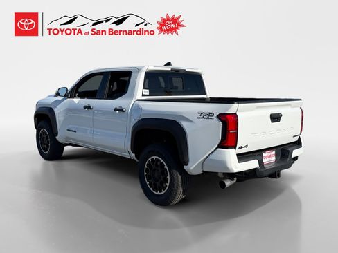 New 2025 Toyota Tacoma TRD Off-Road image 3