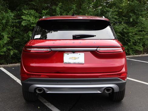Used 2023 Lincoln Corsair Reserve FWD image 6
