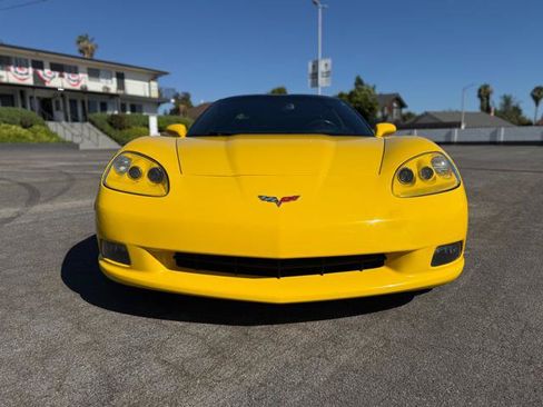 Used 2008 Chevrolet Corvette Coupe w/ Preferred Equipment Group RWD image 12