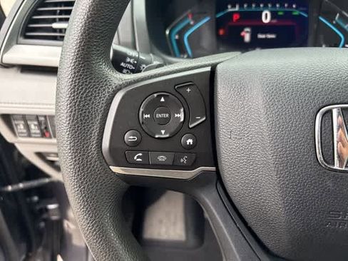 Used 2018 Honda Odyssey EX image 11