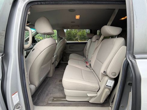 Used 2016 Kia Sedona LX w/ LX Convenience Package FWD image 15
