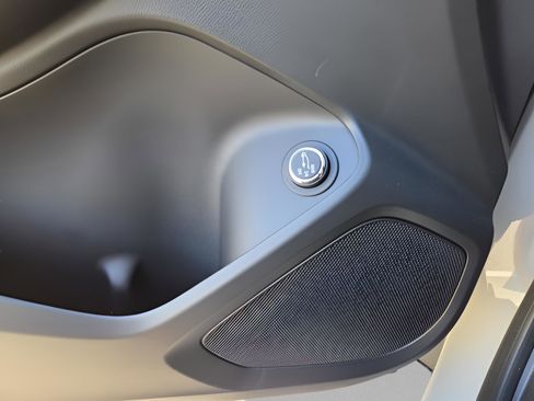 New 2026 Chevrolet TrailBlazer RS w/ Convenience Package image 15