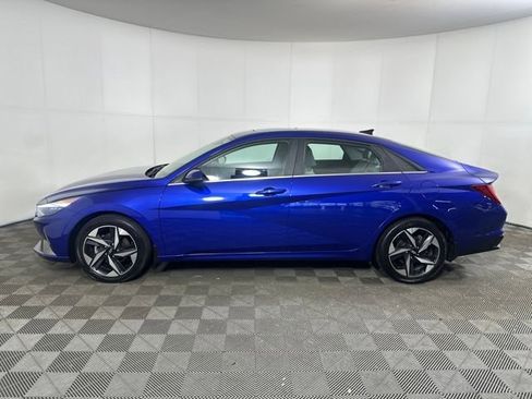 Used 2023 Hyundai Elantra Limited image 6