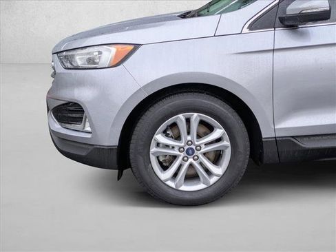 Used 2020 Ford Edge SEL image 22