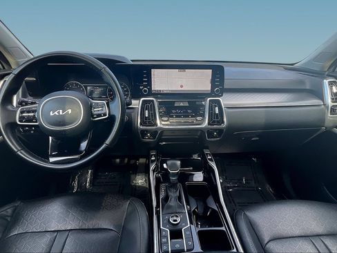 Used 2022 Kia Sorento SX AWD/4WD image 7