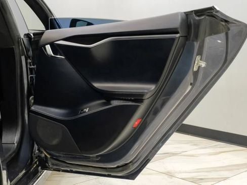 Used 2018 Tesla Model S 100D AWD/4WD image 48